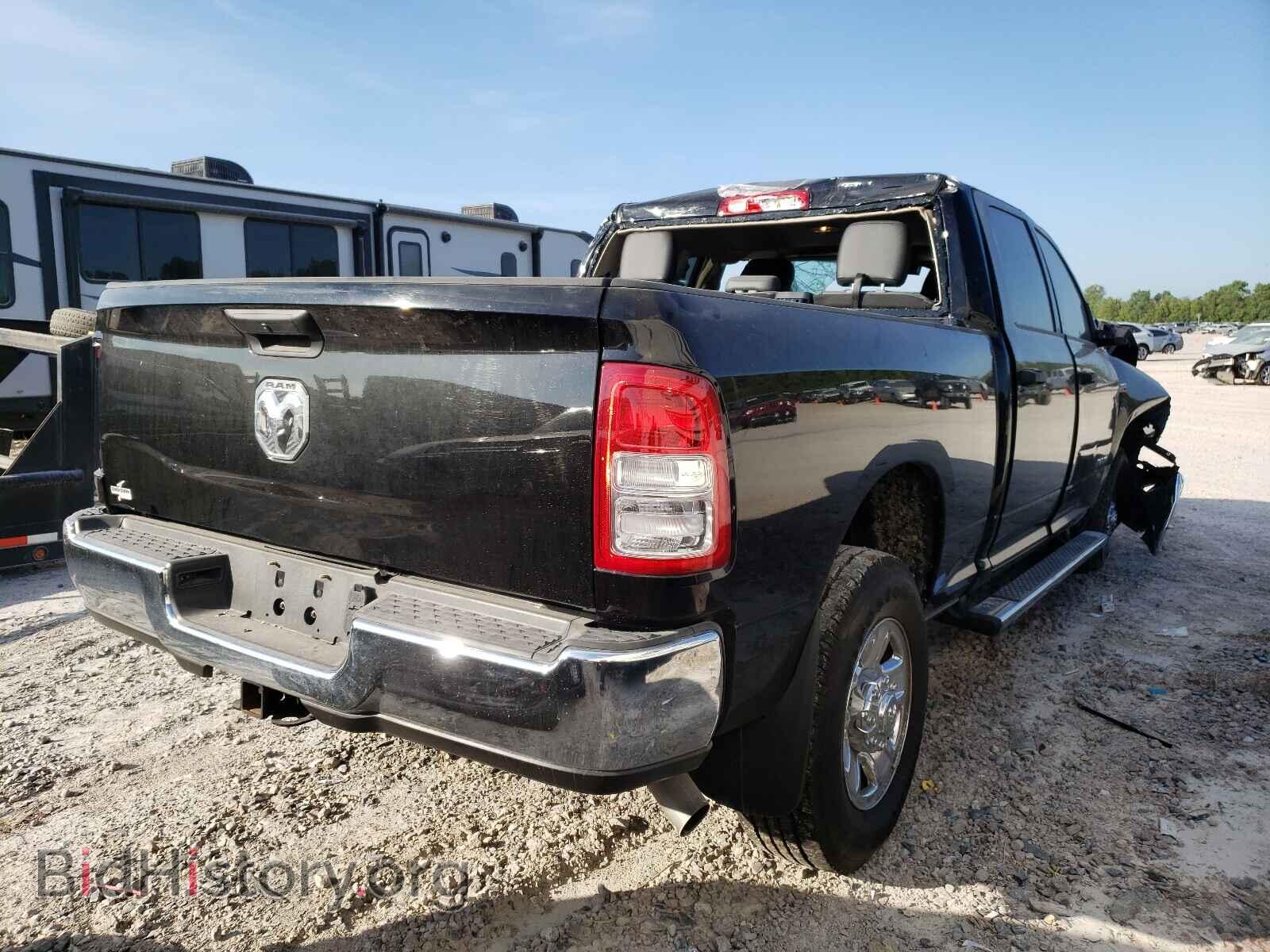 2020 RAM 2500 - VIN: 3C6UR4CJ2LG296939 - Фото 4