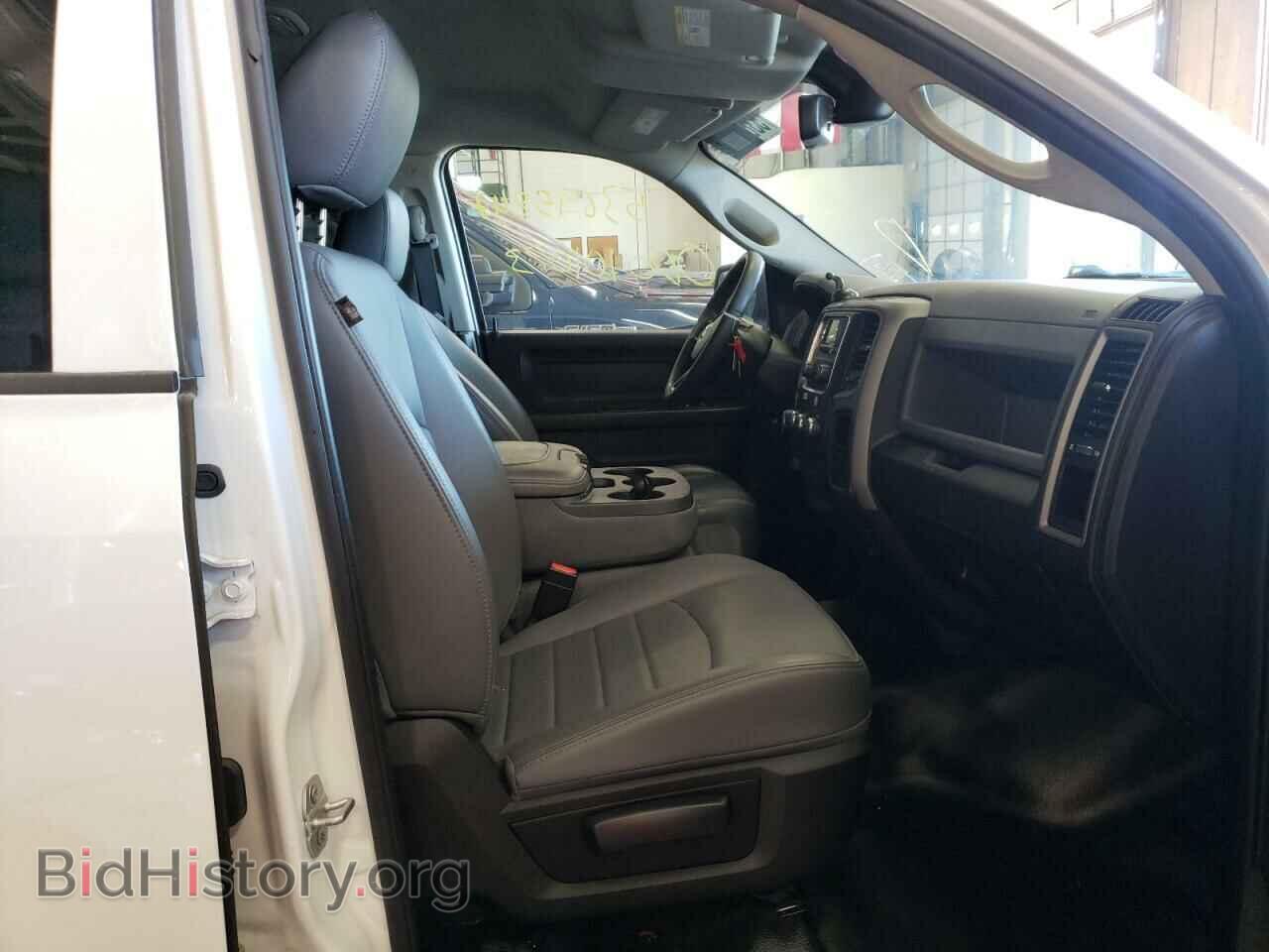 2019 RAM 1500 - VIN: 1C6RR7FTXKS667065 - Фото 5