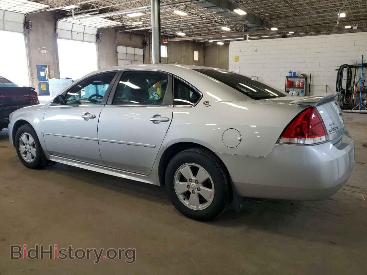 2009 CHEVROLET IMPALA - VIN: 2G1WT57N891304087 - Фото 2