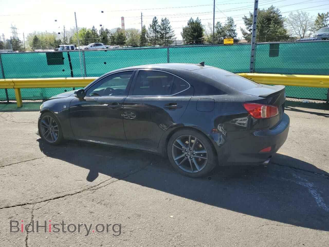 2011 LEXUS IS - VIN: JTHBF5C29B5148833 - Photo 2