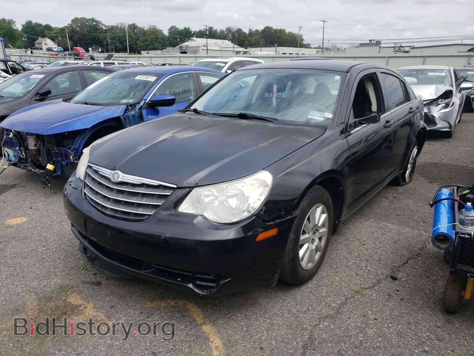 2010 CHRYSLER SEBRING - VIN: 1C3CC4FB0AN137467 - Фото 2