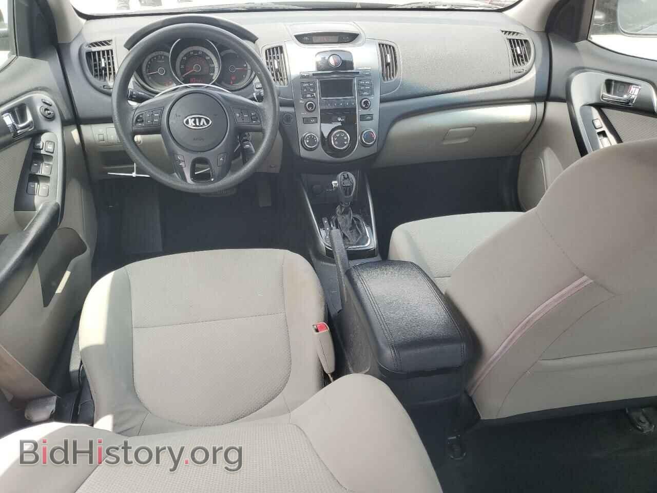 2013 KIA FORTE - VIN: KNAFU4A27D5647944 - Фото 8