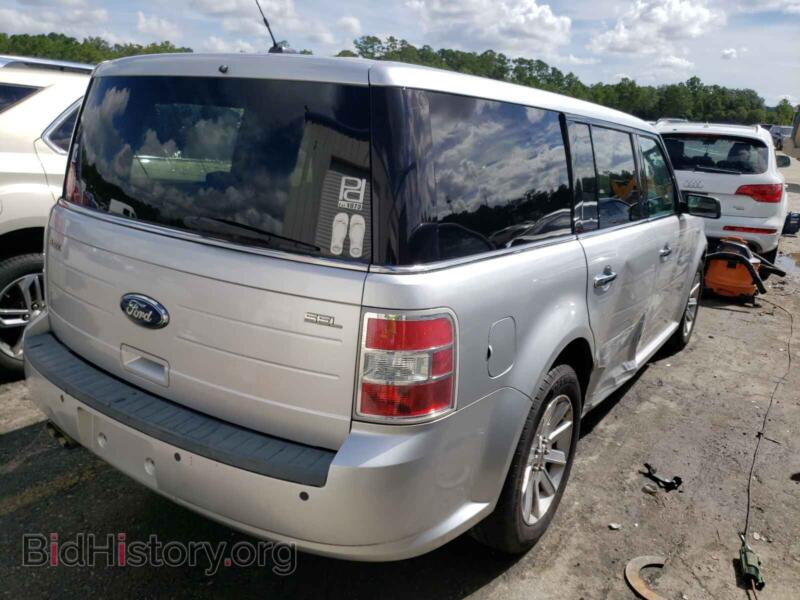 2010 Ford FLEX (VIN 2FMGK5CC1ABB10112) — photo 4 of 10