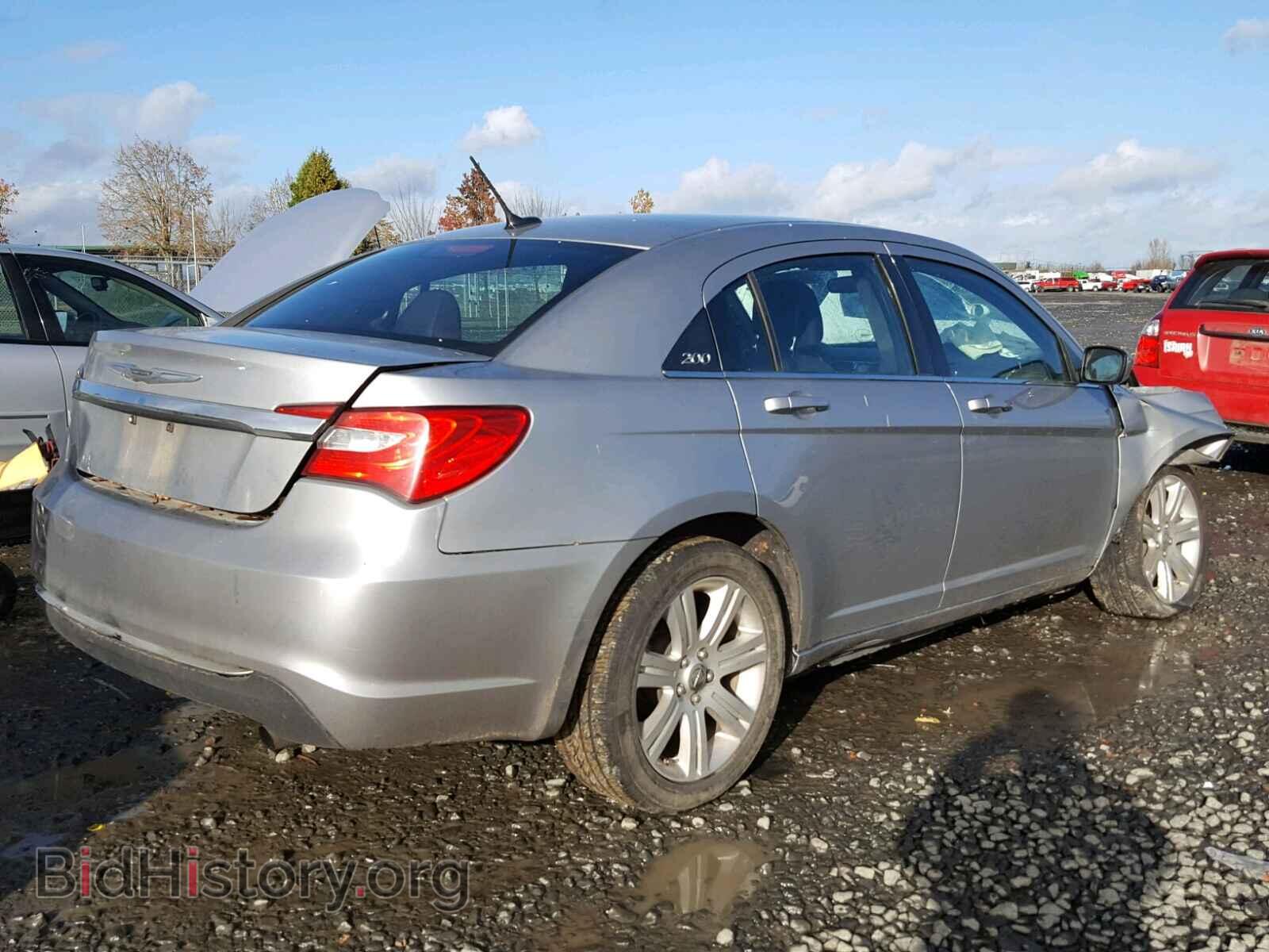 2013 CHRYSLER 200 - VIN: 1C3CCBAB1DN670024 - Photo 4