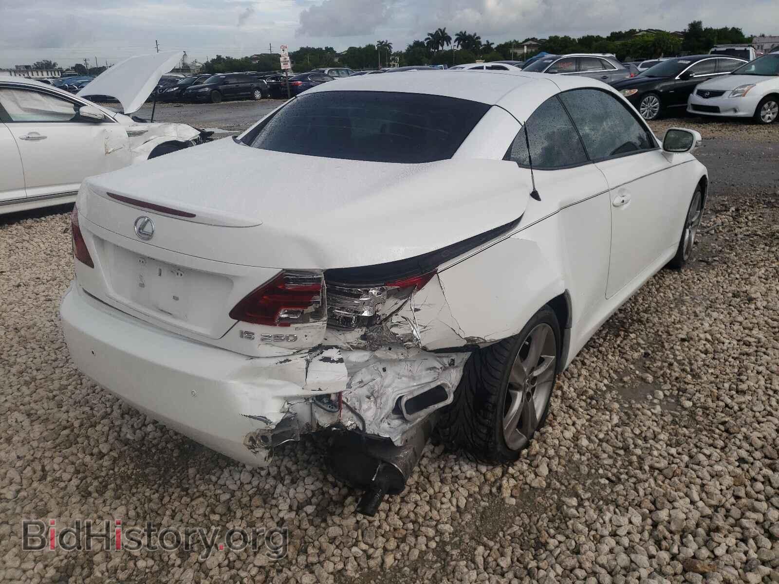 2012 LEXUS IS - VIN: JTHFF2C20C2524564 - Photo 4
