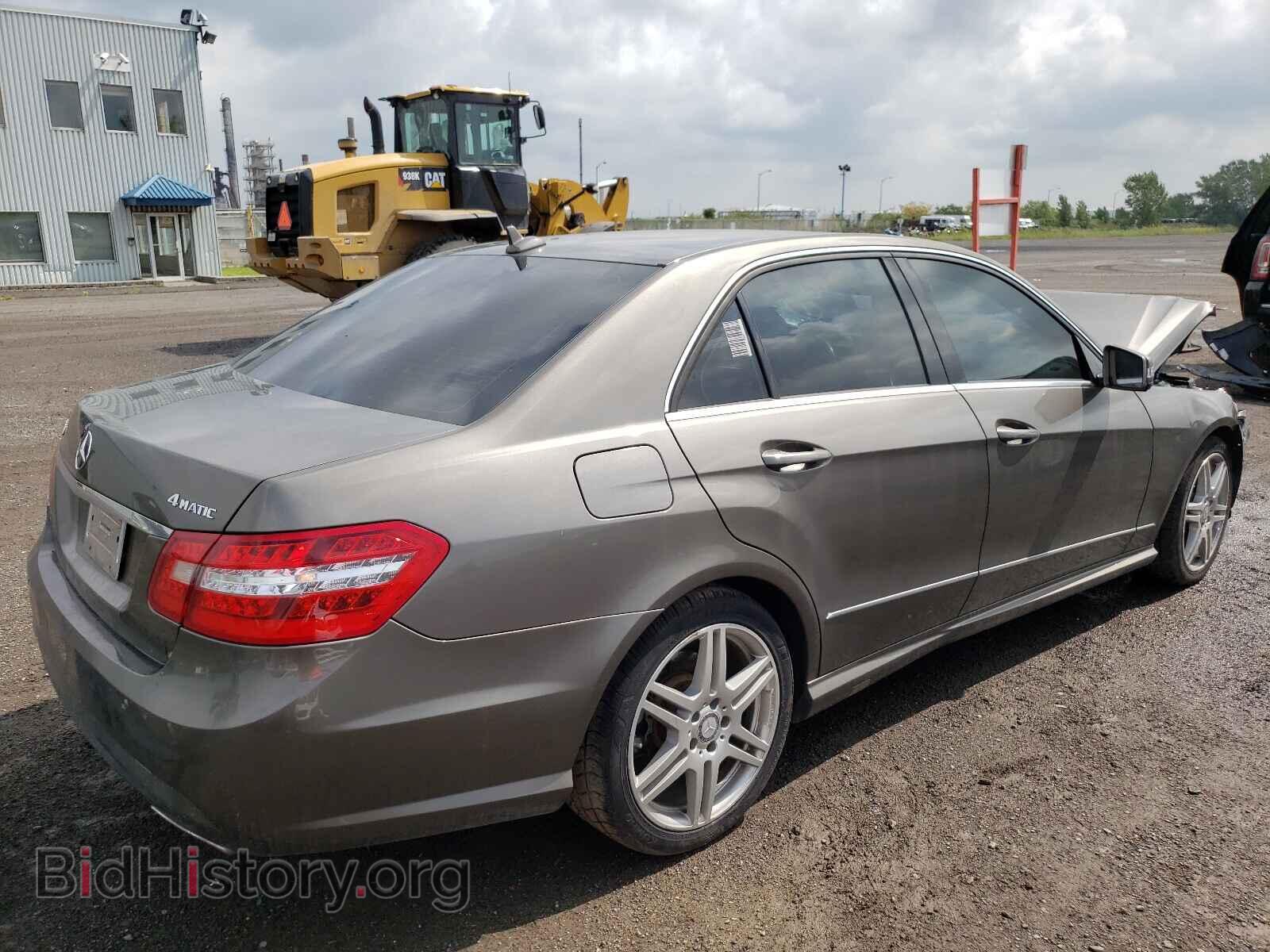 2011 MERCEDES-BENZ E-CLASS - VIN: WDDHF8HB4BA307728 - Фото 4