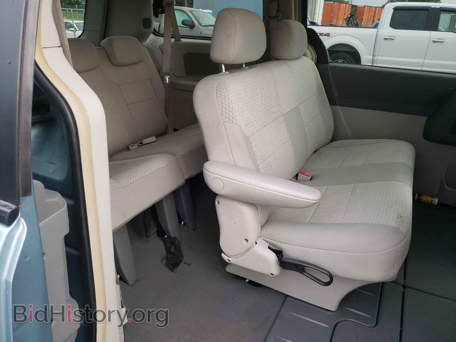 2008 CHRYSLER MINIVAN - VIN: 2A8HR44H78R697323 - Фото 6