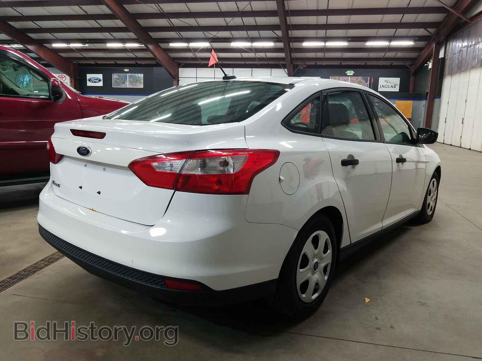 2013 FORD FOCUS - VIN: 1FADP3E27DL130389 - Фото 4
