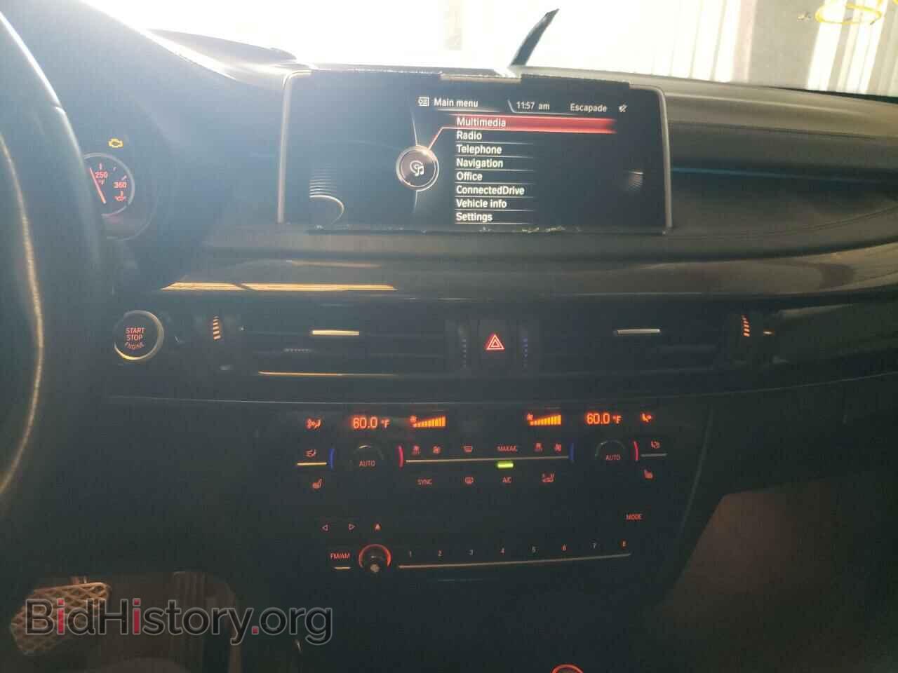 2014 BMW X5 - VIN: 5UXKR0C53E0C28329 - Фото 9