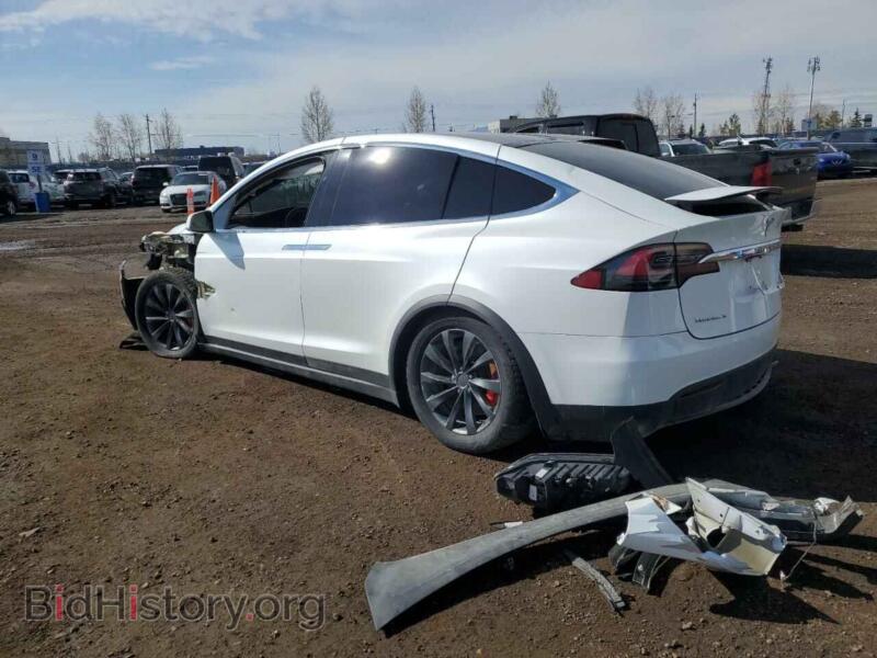 2019 Tesla MODEL X (VIN 5YJXCBE47KF144906) — фото 2 из 14
