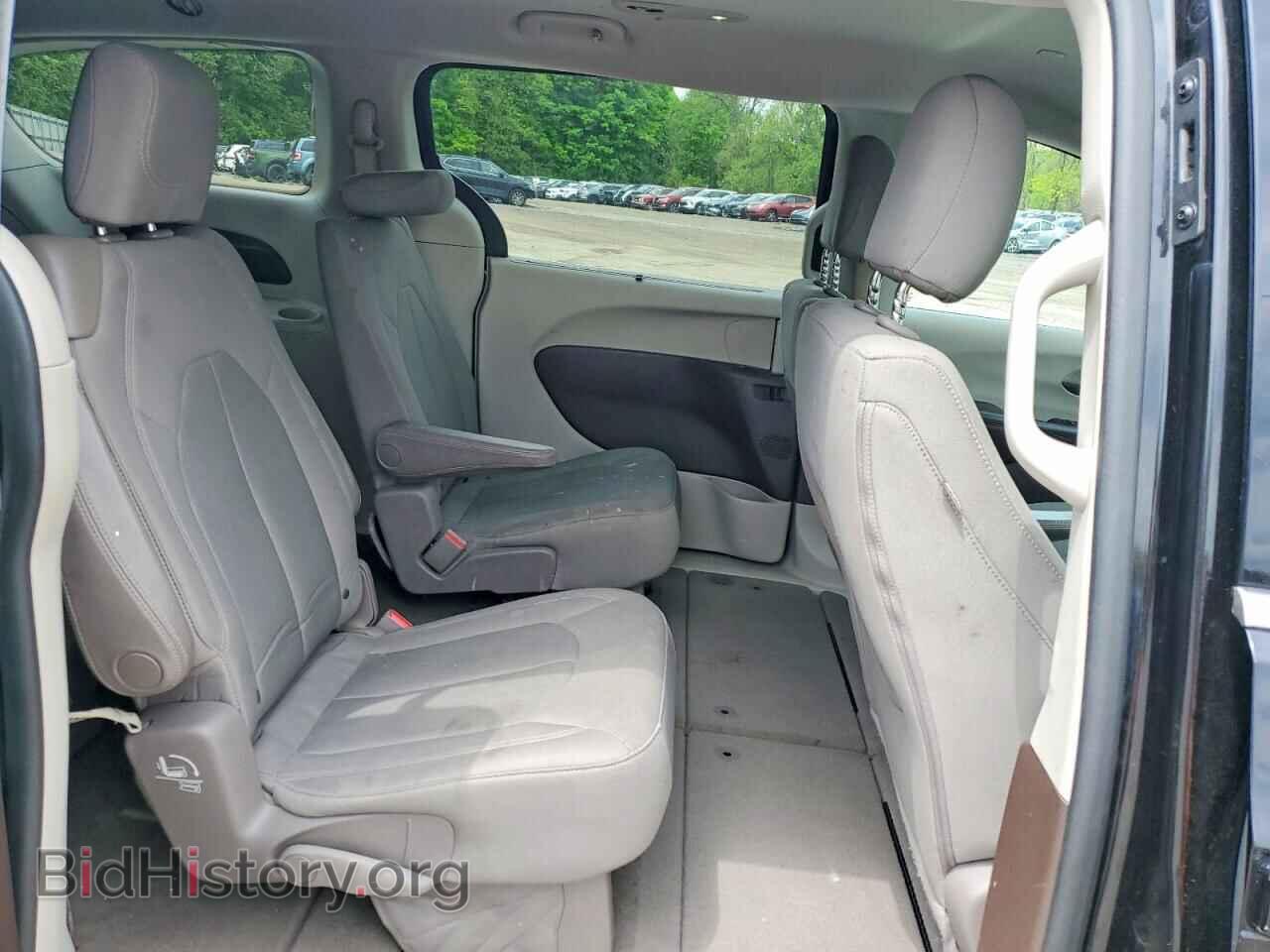2018 CHRYSLER PACIFICA - VIN: 2C4RC1FG7JR128557 - Photo 11