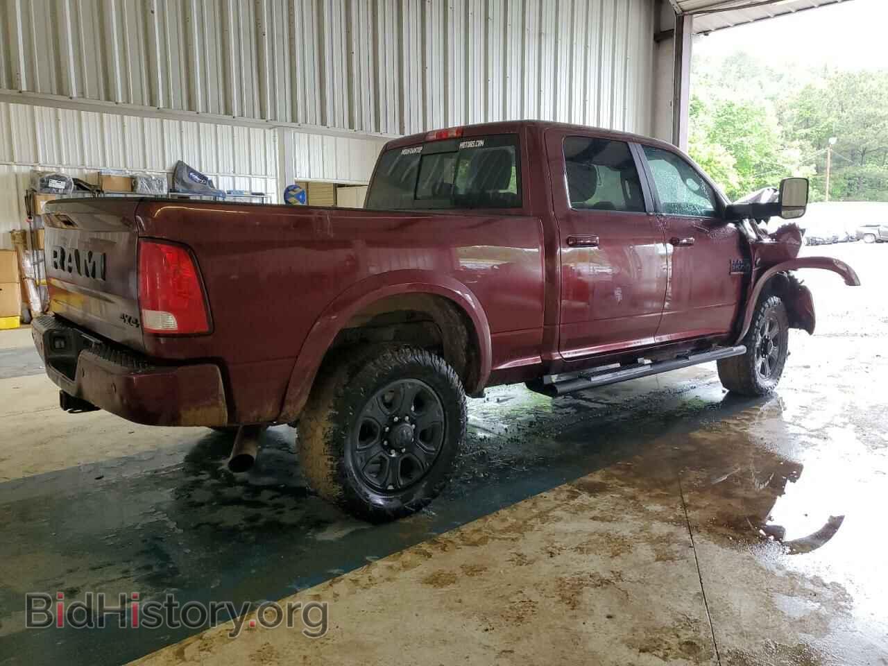 2017 RAM All Models - VIN: 3C6UR5DL4HG648402 - Photo 3