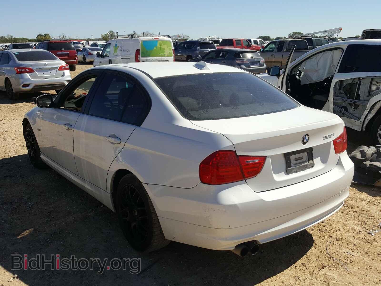 2009 BMW 3 SERIES - VIN: WBAPH73539A174706 - Фото 3