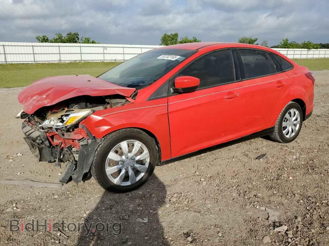 Photo 1FAHP3F21CL409819 - FORD FOCUS 2012