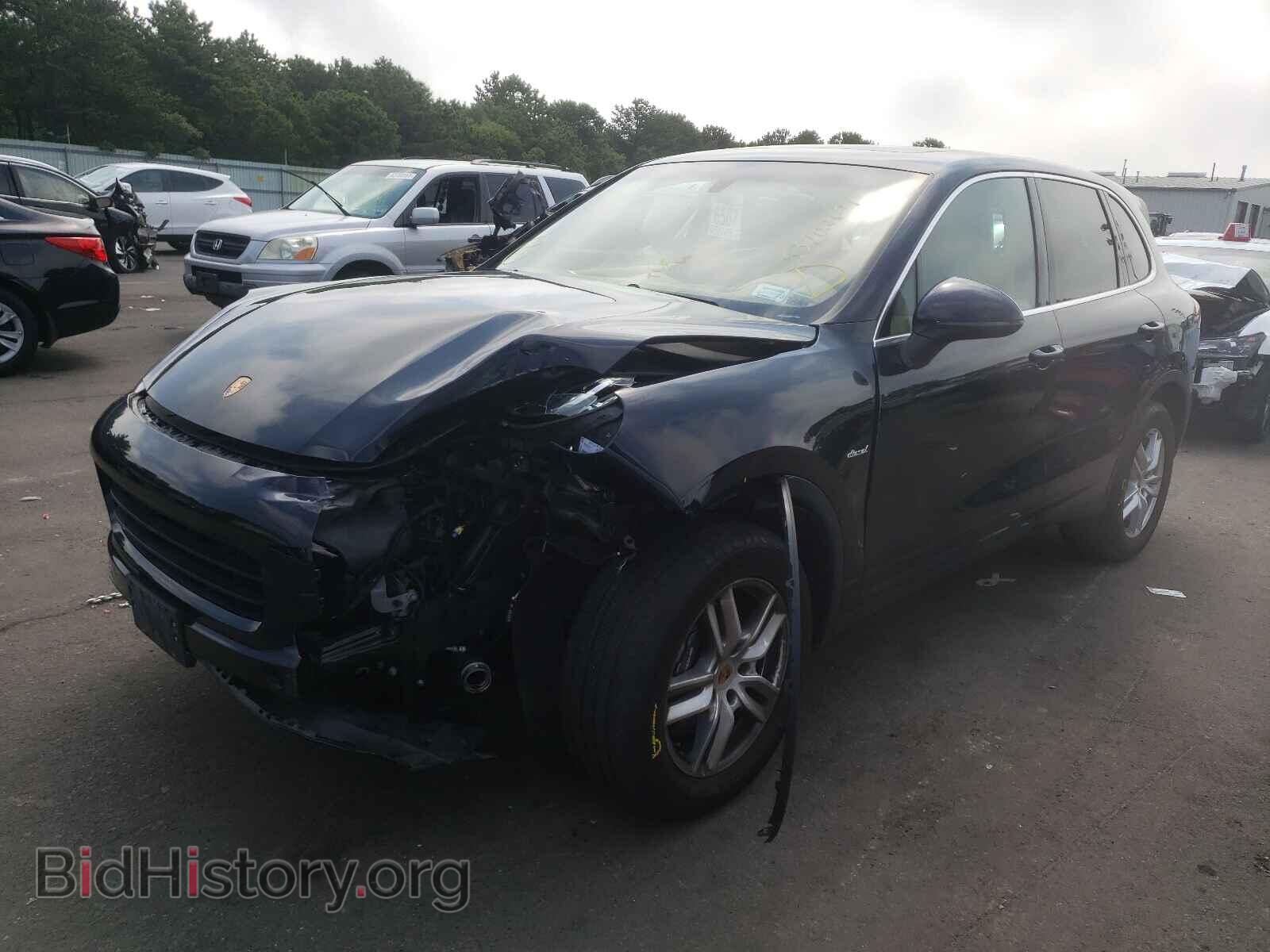 2016 PORSCHE CAYENNE - VIN: WP1AF2A23GKA44179 - Фото 2