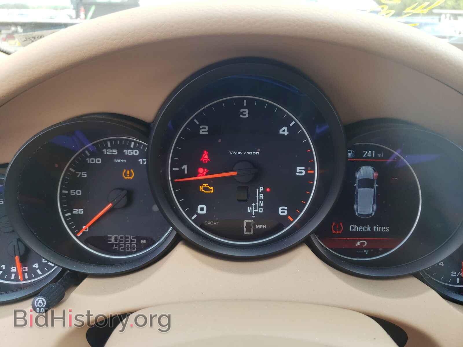 2016 PORSCHE CAYENNE - VIN: WP1AF2A23GKA44179 - Фото 8