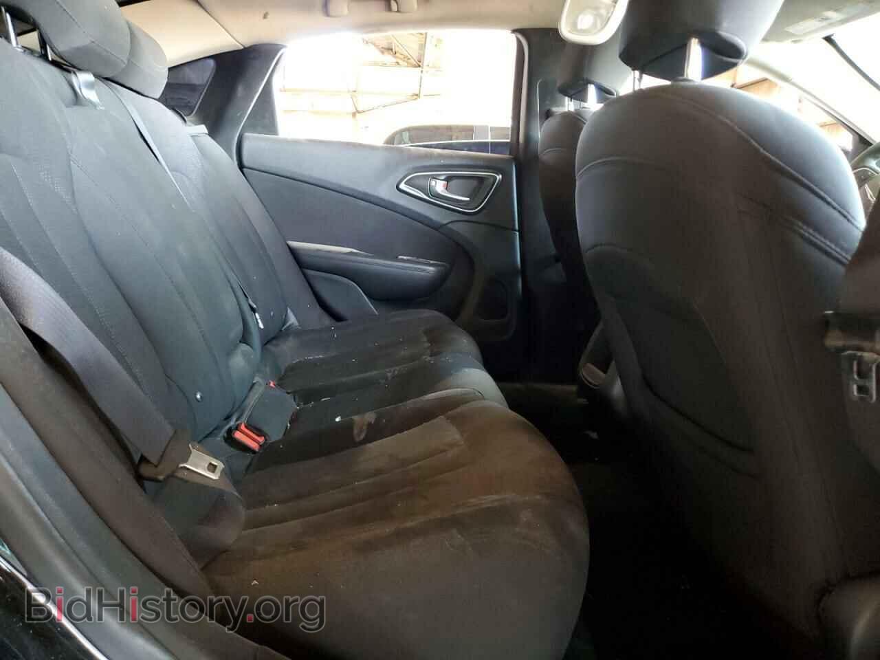 2015 CHRYSLER 200 - VIN: 1C3CCCAB2FN738811 - Фото 10