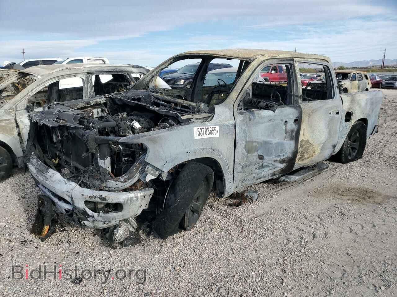 Photo 1C6SRFLT7KN811136 - RAM 1500 2019