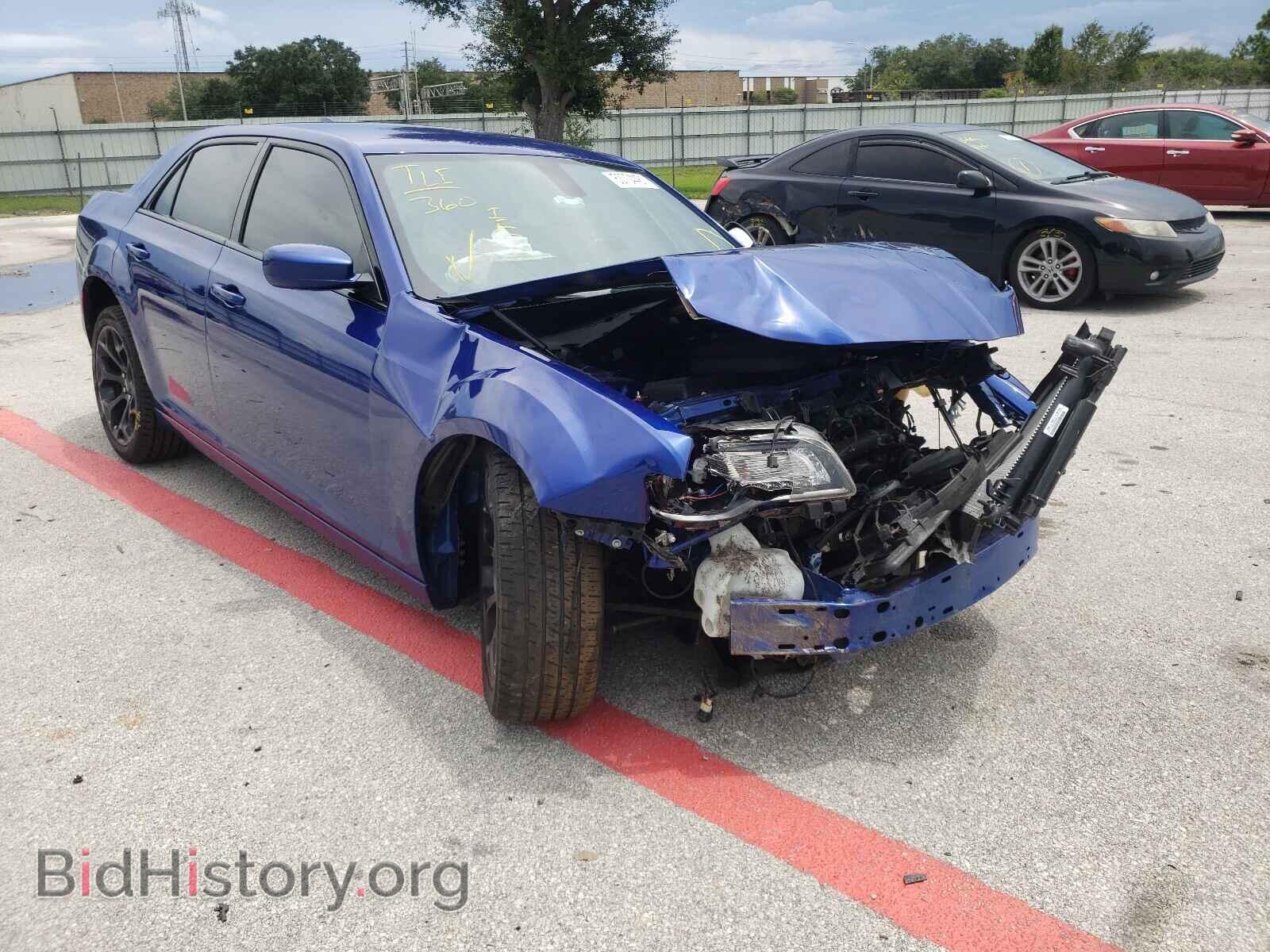 Фотография 2C3CCABG8KH548836 - CHRYSLER 300 2019