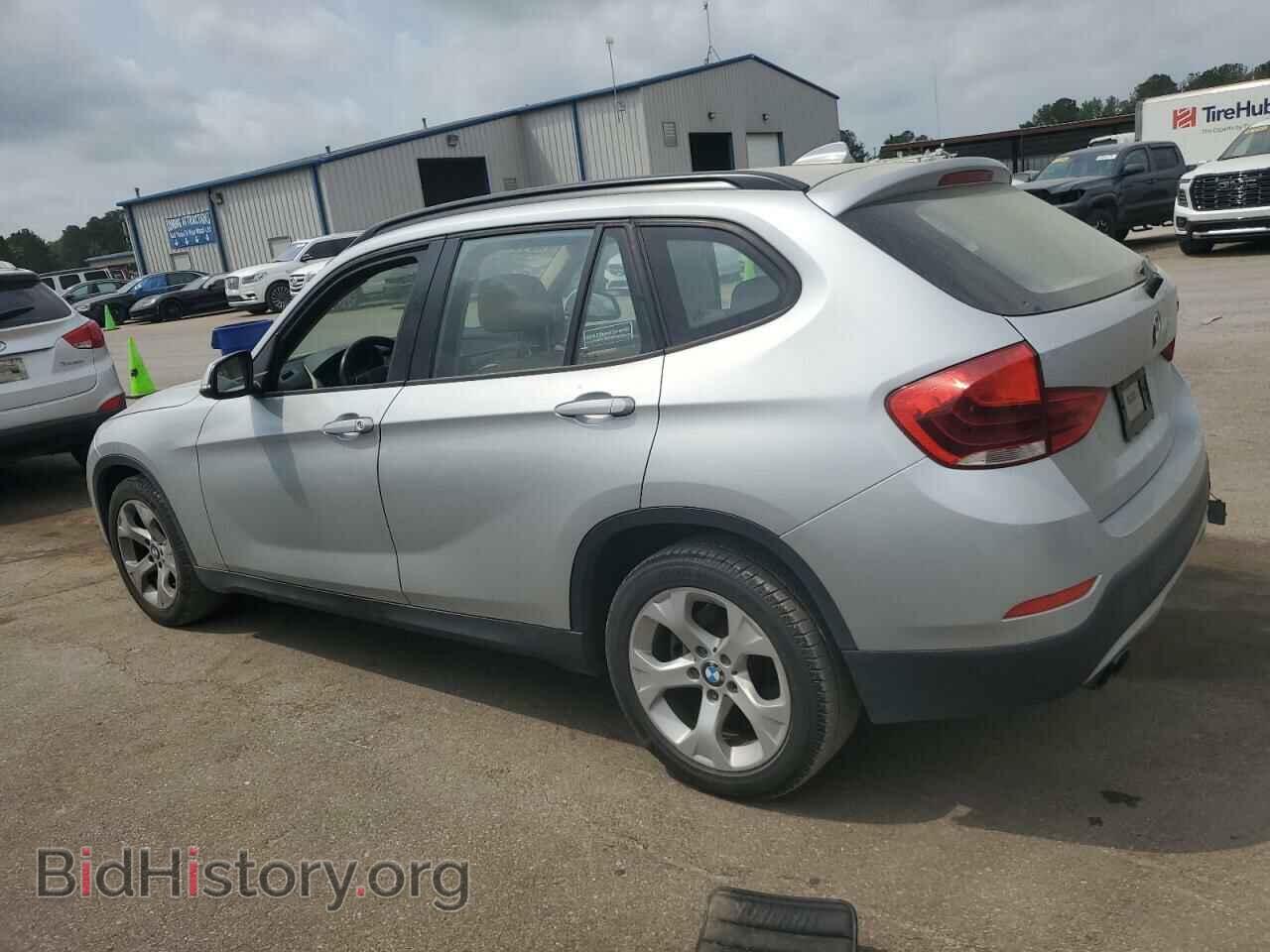 2015 BMW X1 - VIN: WBAVM1C57FV314390 - Фото 2