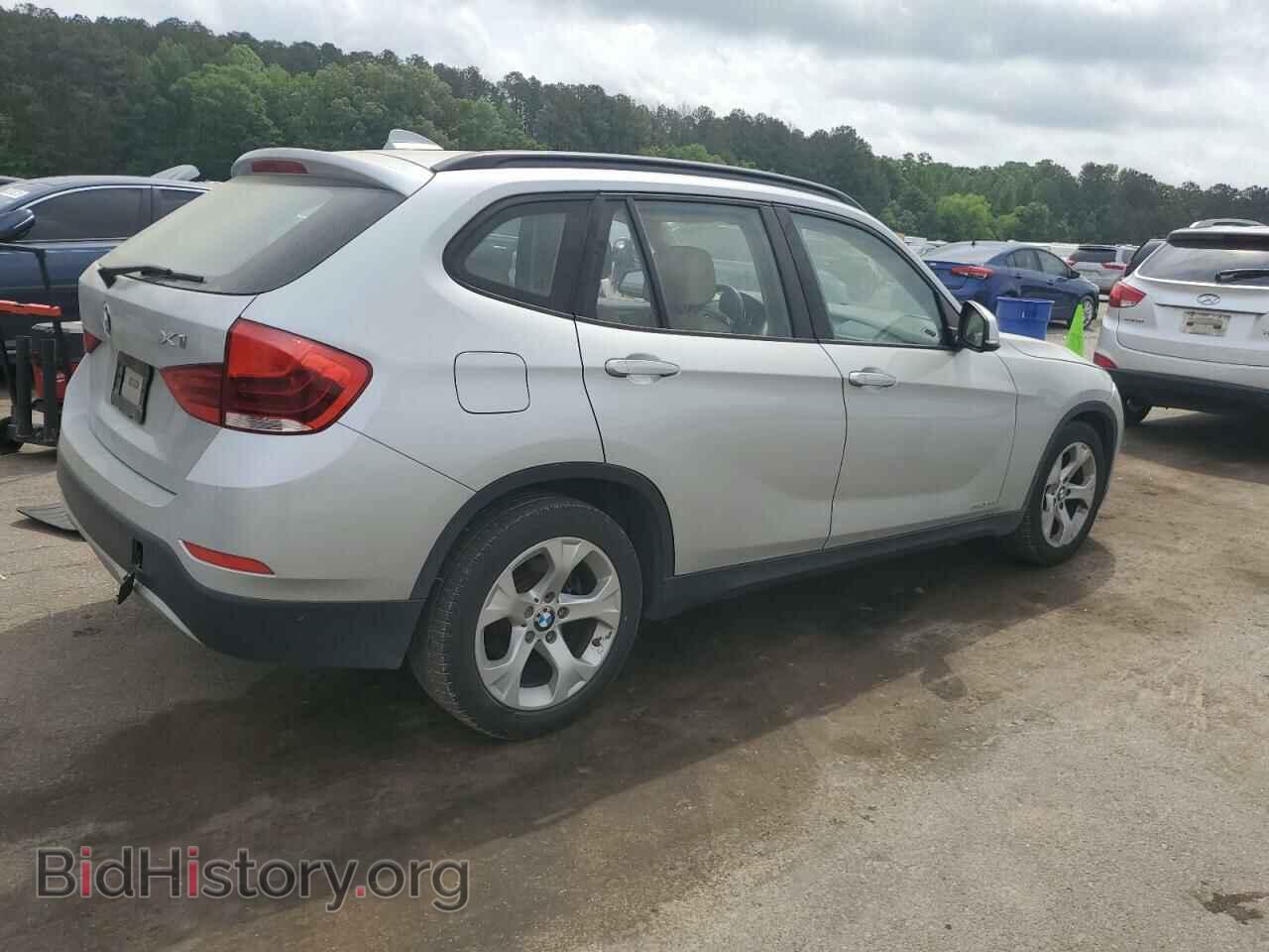 2015 BMW X1 - VIN: WBAVM1C57FV314390 - Фото 3