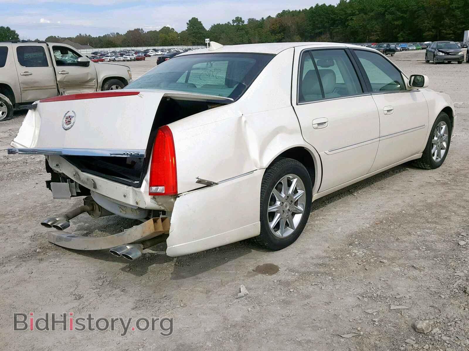 2011 CADILLAC DTS - VIN: 1G6KD5E61BU130505 - Фото 4