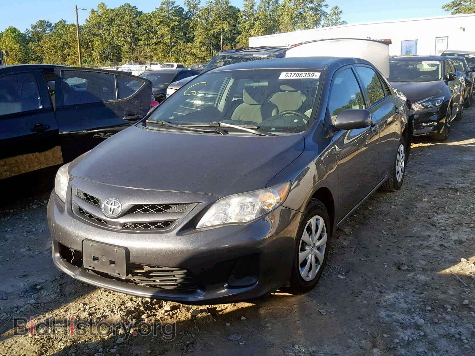 2011 TOYOTA COROLLA BA - VIN: 2T1BU4EE8BC720583 - Фото 2