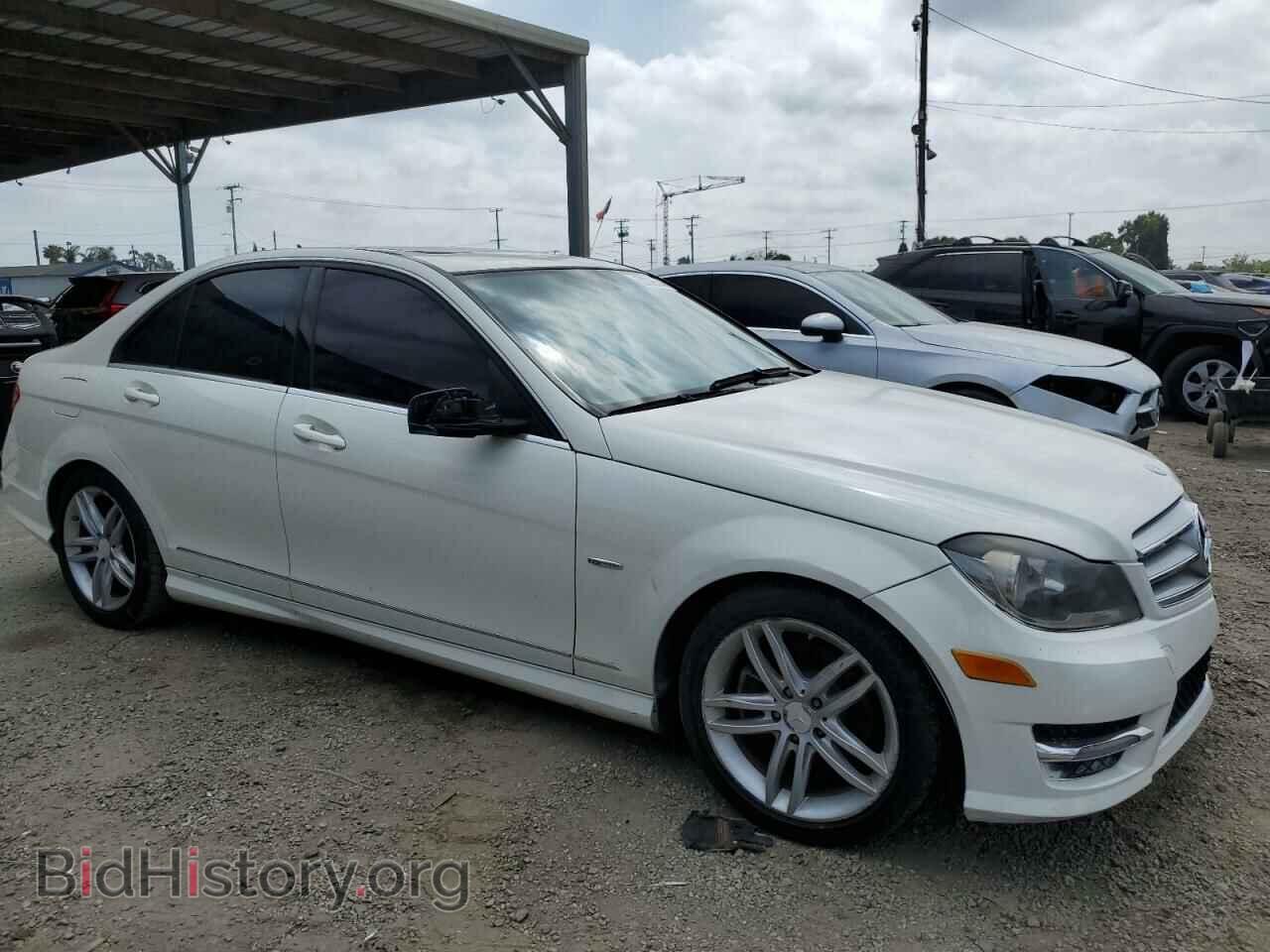 2012 MERCEDES-BENZ C-CLASS - VIN: WDDGF4HB7CA643881 - Фото 4
