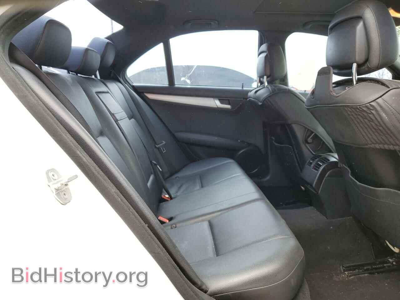 2012 MERCEDES-BENZ C-CLASS - VIN: WDDGF4HB7CA643881 - Фото 10