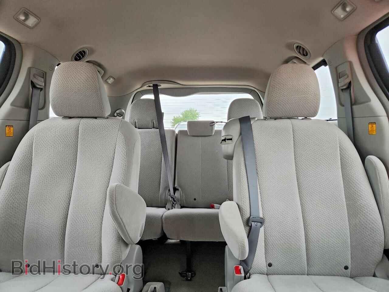 2013 TOYOTA SIENNA - VIN: 5TDKK3DC8DS320744 - Фото 10
