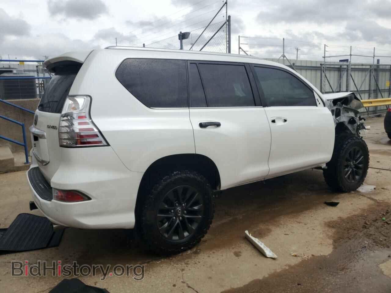 2020 LEXUS GX - VIN: JTJAM7BX9L5241278 - Photo 3