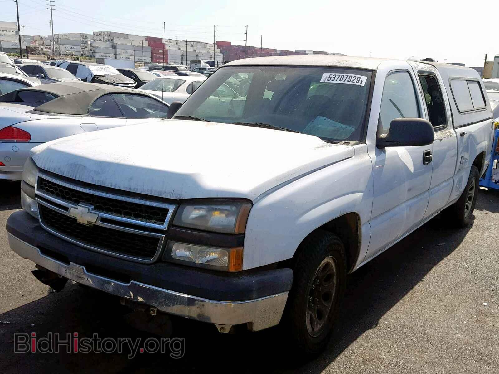2006 CHEVROLET SILVERADO - VIN: 1GCEC19X36Z228775 - Фото 2