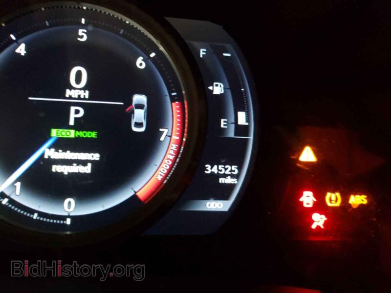 2014 Lexus IS (VIN JTHCF1D28E5010183) — photo 8 of 10