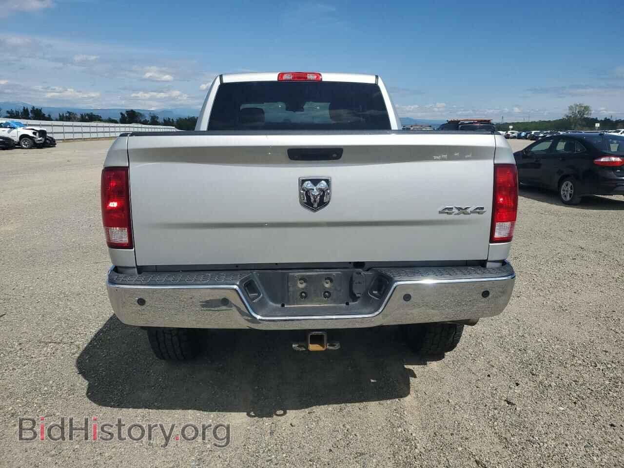 2017 RAM All Models - VIN: 3C6UR5CL2HG744837 - Photo 6