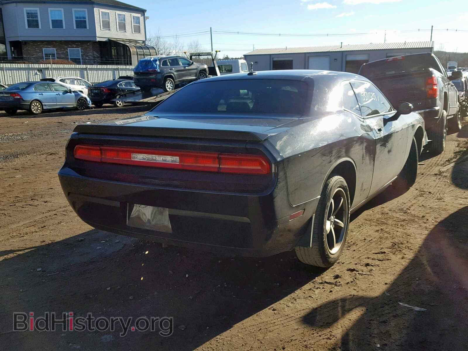 2010 DODGE CHALLENGER - VIN: 2B3CJ4DV9AH220016 - Photo 4