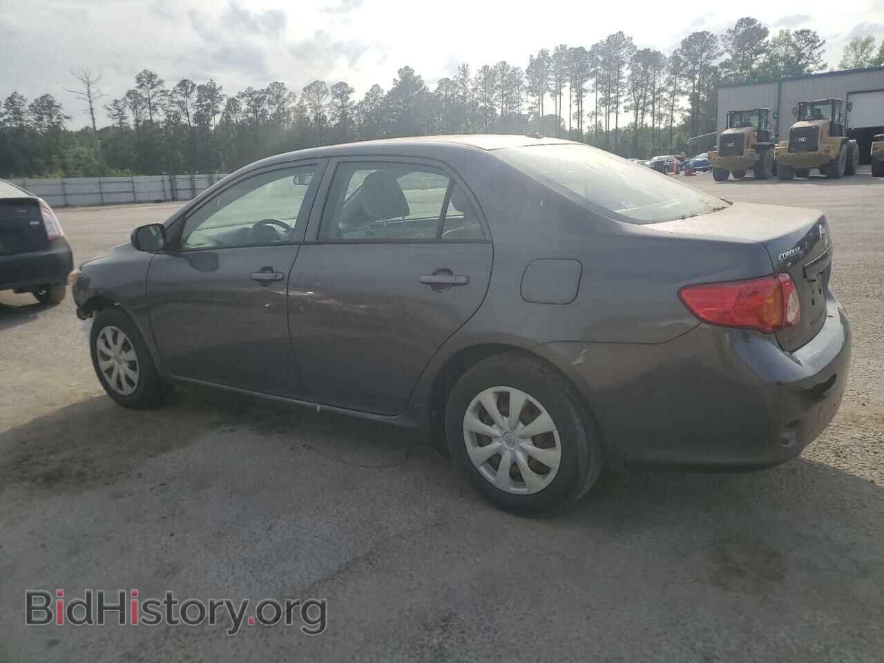 2009 TOYOTA COROLLA - VIN: JTDBL40E99J047991 - Фото 2