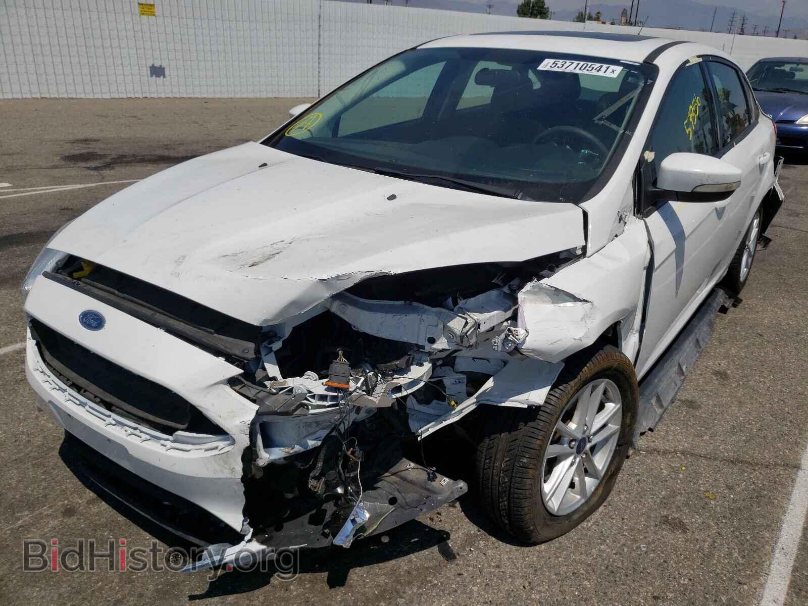 2016 FORD FOCUS - VIN: 1FADP3F22GL276623 - Фото 2