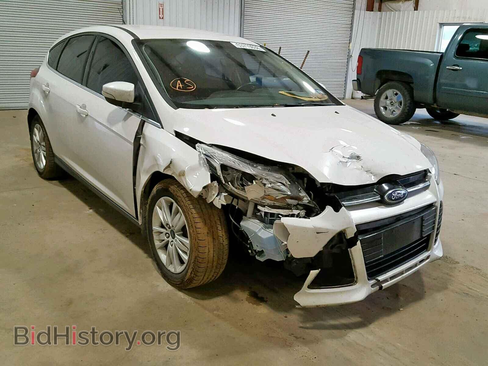 Photo 1FAHP3M26CL476192 - FORD FOCUS 2012