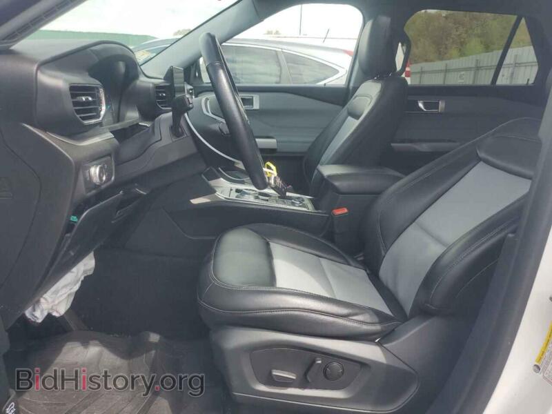 2022 Ford EXPLORER (VIN 1FMSK8DH3NGA17516) — фото 7 из 13