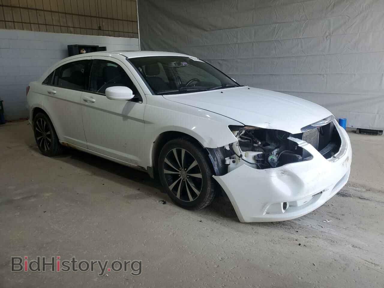 2012 CHRYSLER 200 - VIN: 1C3CCBBGXCN257477 - Фото 4