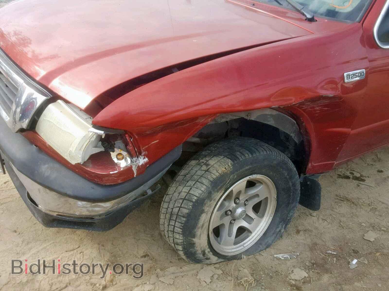 2000 MAZDA B2500 - VIN: 4F4YR16C4YTM26033 - Фото 9
