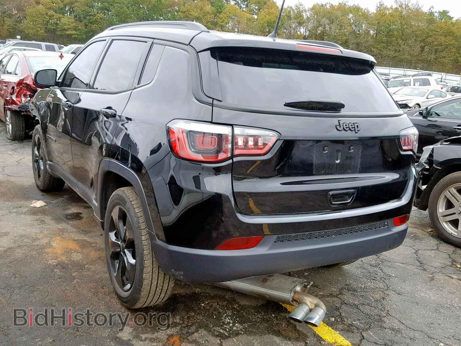 2018 JEEP COMPASS LA - VIN: 3C4NJCBB2JT461904 - Фото 3