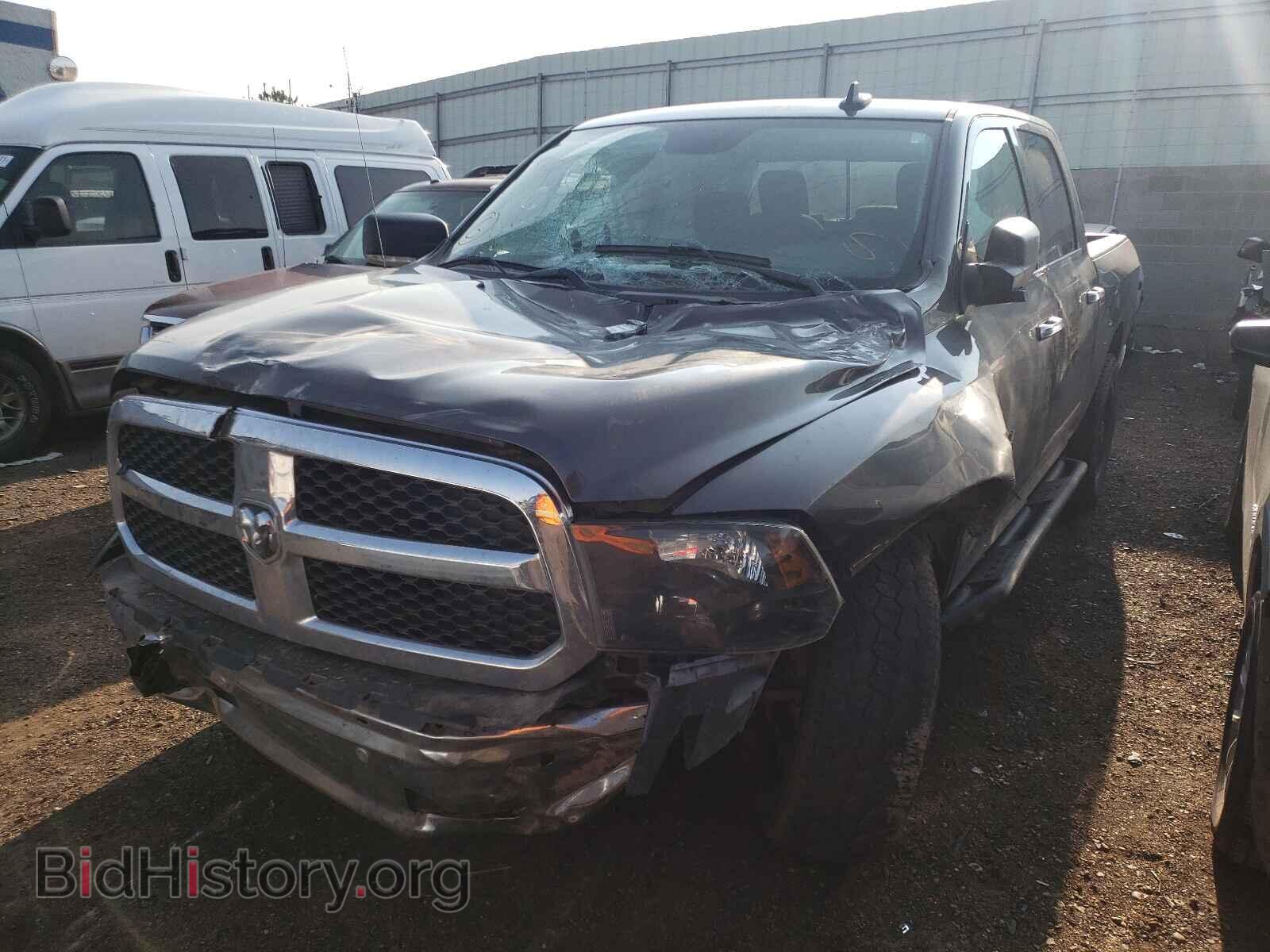 2017 RAM 1500 - VIN: 3C6RR7LT4HG777209 - Фото 2