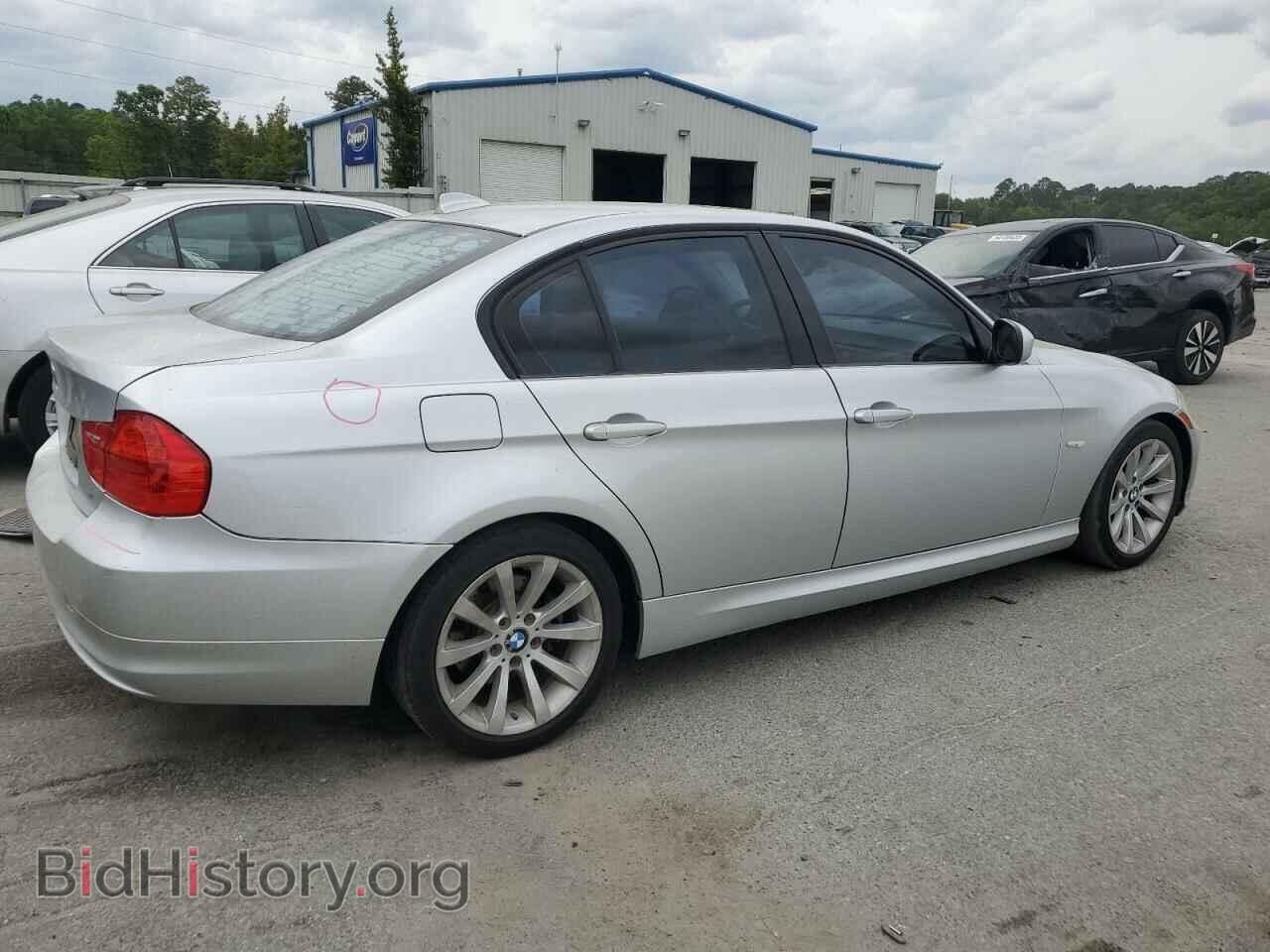 2011 BMW 3 SERIES - VIN: WBAPH7G52BNN05591 - Фото 3