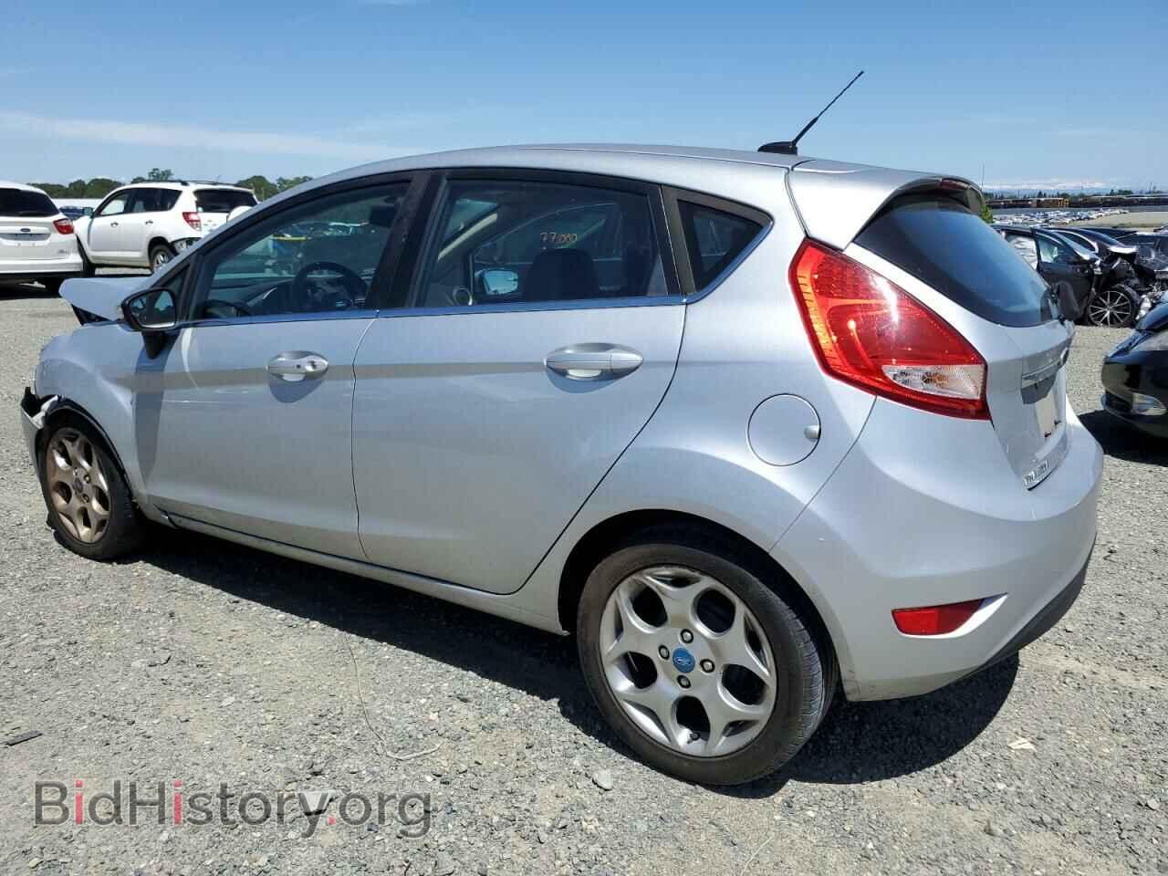 2013 FORD FIESTA - VIN: 3FADP4FJ1DM159204 - Фото 2