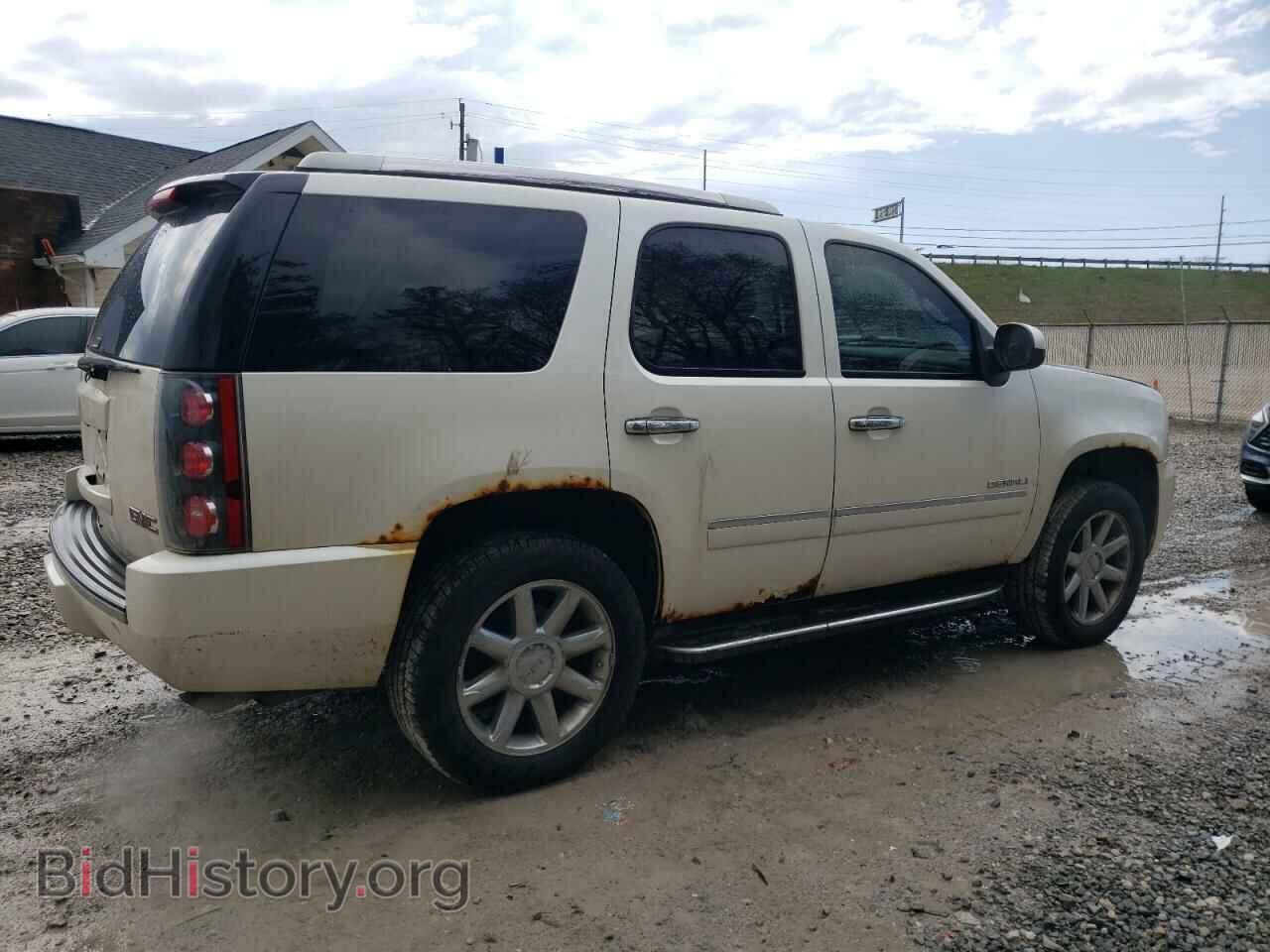 2010 GMC YUKON - VIN: 1GKUKEEF5AR242046 - Фото 3