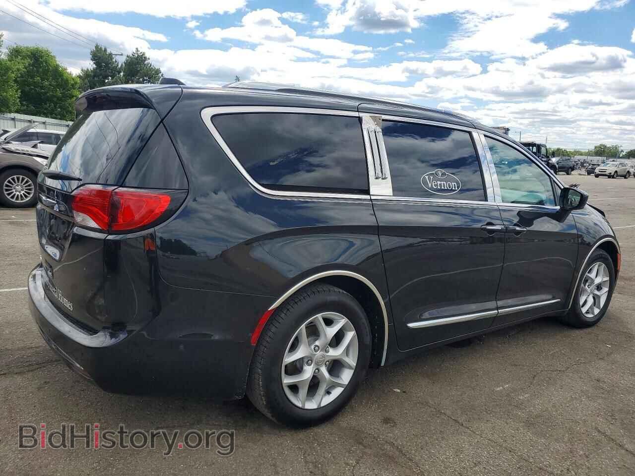 2018 CHRYSLER PACIFICA - VIN: 2C4RC1EG8JR106097 - Photo 3