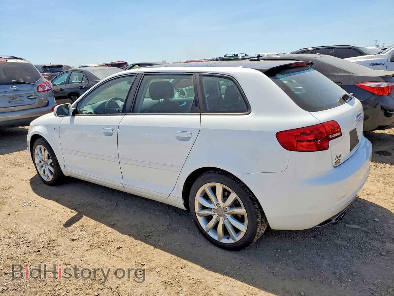 2011 AUDI A3 - VIN: WAUDFAFM6BA055806 - Фото 2