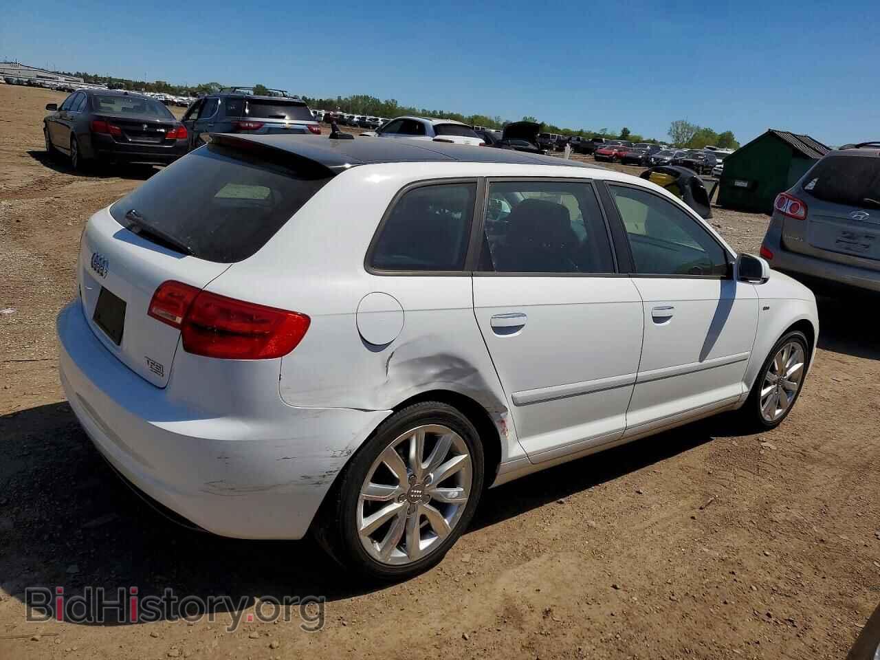 2011 AUDI A3 - VIN: WAUDFAFM6BA055806 - Фото 3