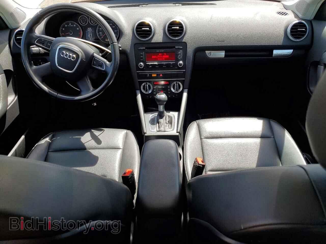 2011 AUDI A3 - VIN: WAUDFAFM6BA055806 - Фото 8